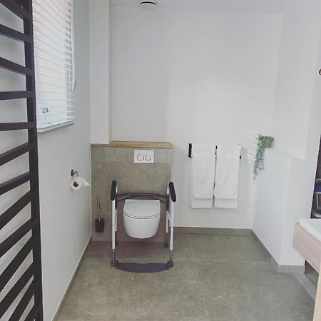 Mina En Family Bed And Breakfast Meise ภายนอก รูปภาพ